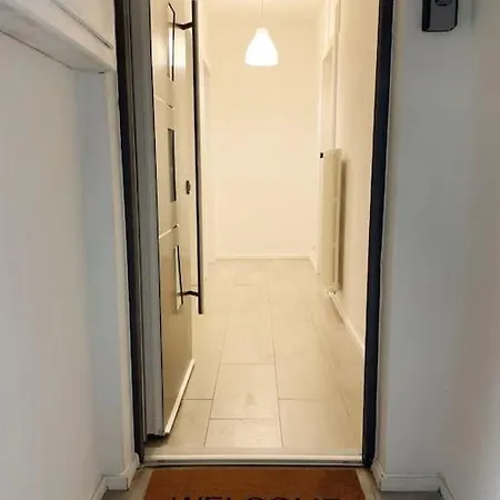 Gotthard House Lägenhet *