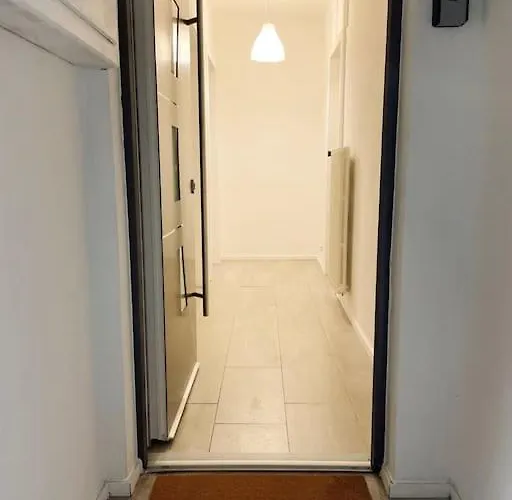 Gotthard House Apartment *